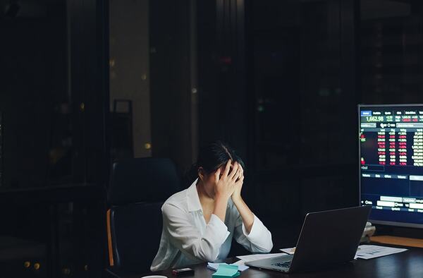 Tác động tiêu cực của căng thẳng trong môi trường làm việc 