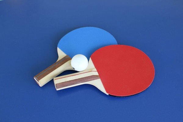Chọn vợt bóng bàn phù hợp với phong cách chơi giúp bạn thoải mái hơn khi thi đấu